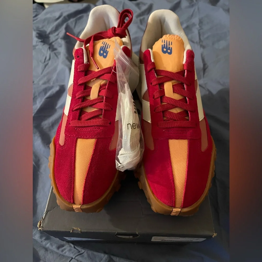 New balance - Picture 1 of 4